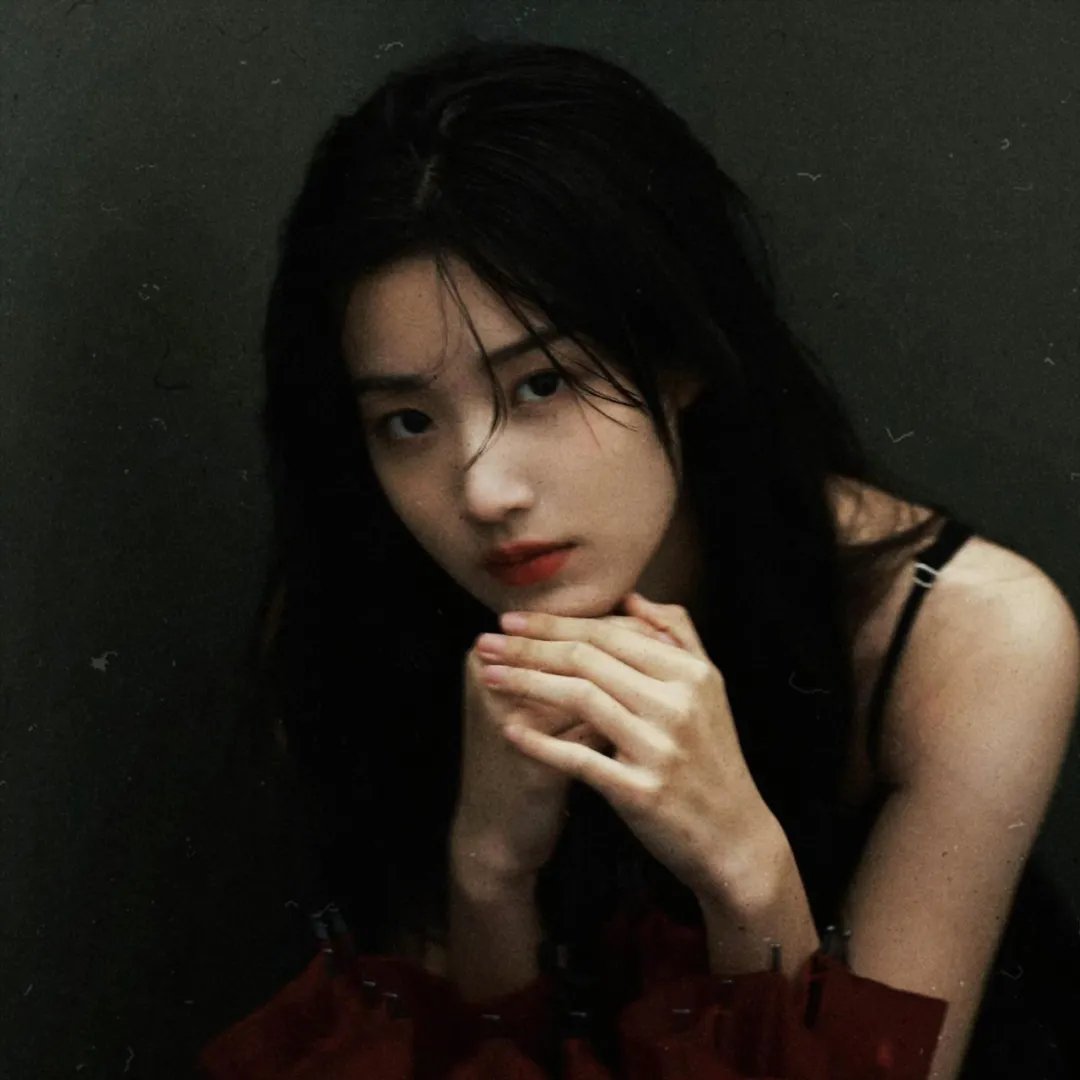 特工穿越古代丑妃带空间上战场